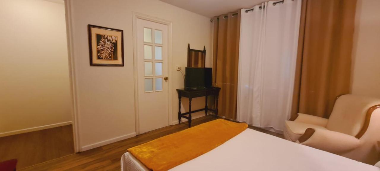 La Casa De La Abuela Hotel Narón Buitenkant foto