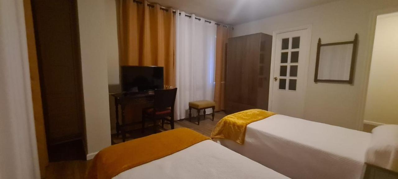La Casa De La Abuela Hotel Narón Buitenkant foto
